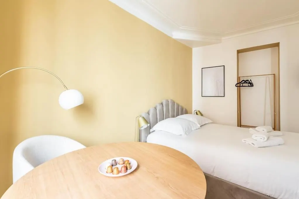 Boulevard Voltaire - Golden - Iii Apartament